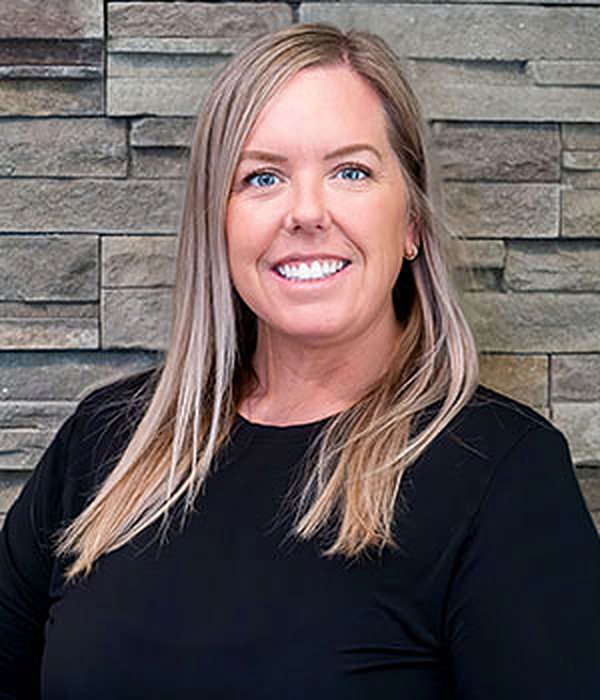 Amanda, dental assistant
